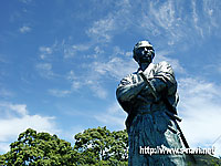 長崎風頭公園の坂本竜馬像